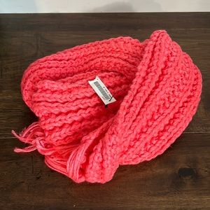 Chunky Cable Knit Neon Orangey Pink H & M Scarf